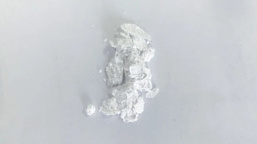 3,29-二苯甲?；闃侨识紎389122-01-4